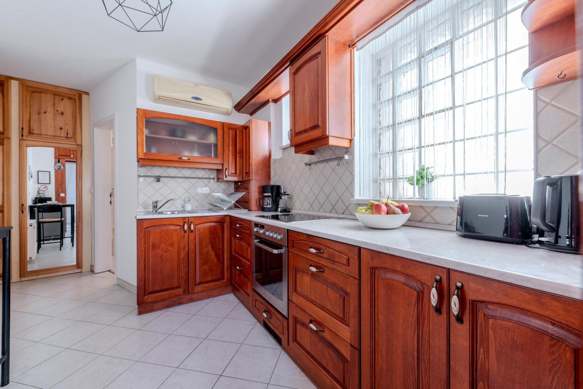 Cozy Flat In The Heart Of Buda بودابست المظهر الخارجي الصورة