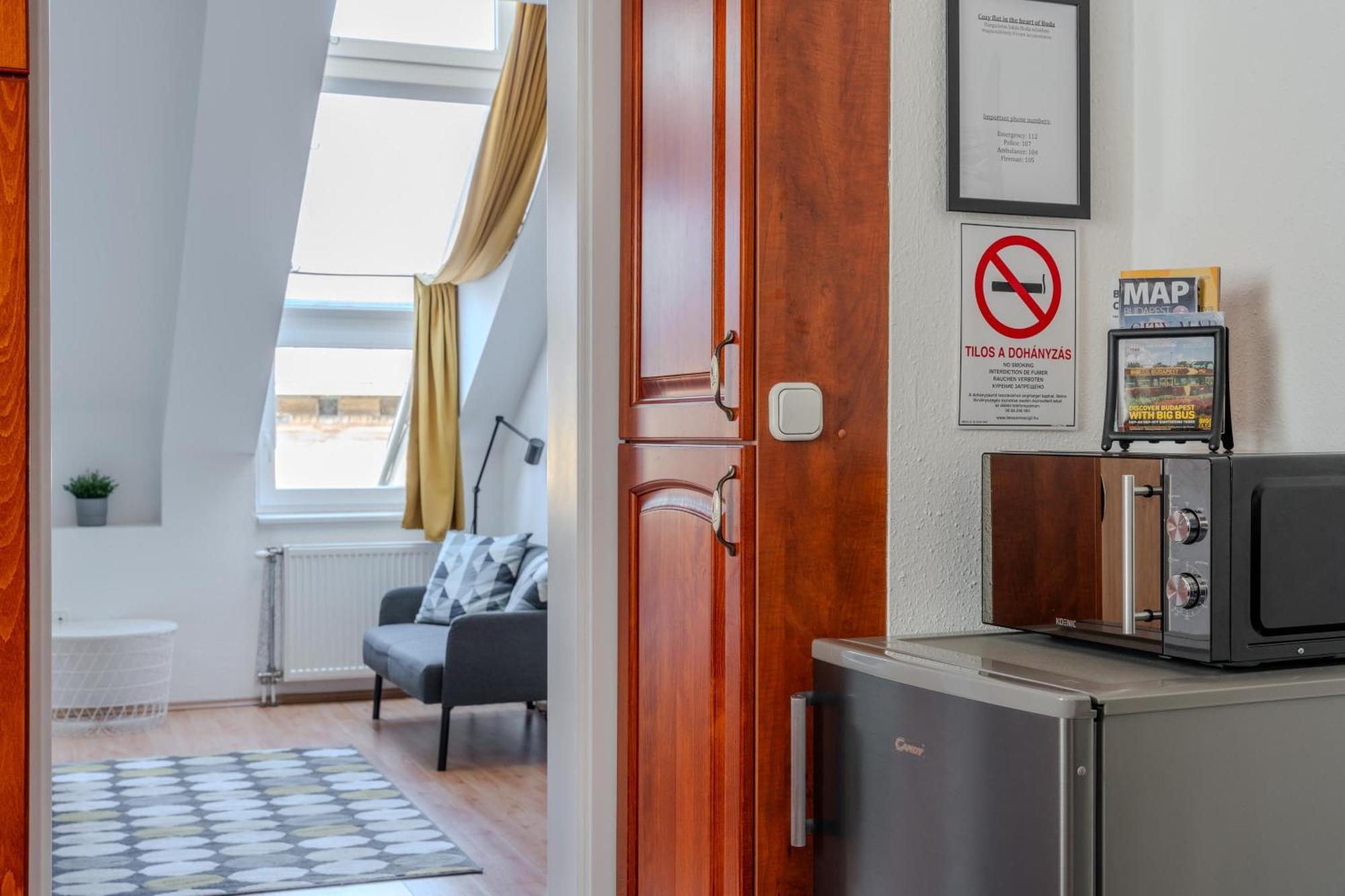 Cozy Flat In The Heart Of Buda بودابست المظهر الخارجي الصورة